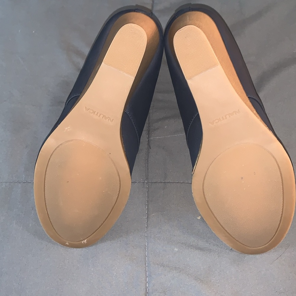 Nautica Black Ankle Boots with Tan Wedge - Picture 4 of 12